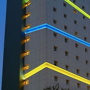 Smart Room Twin